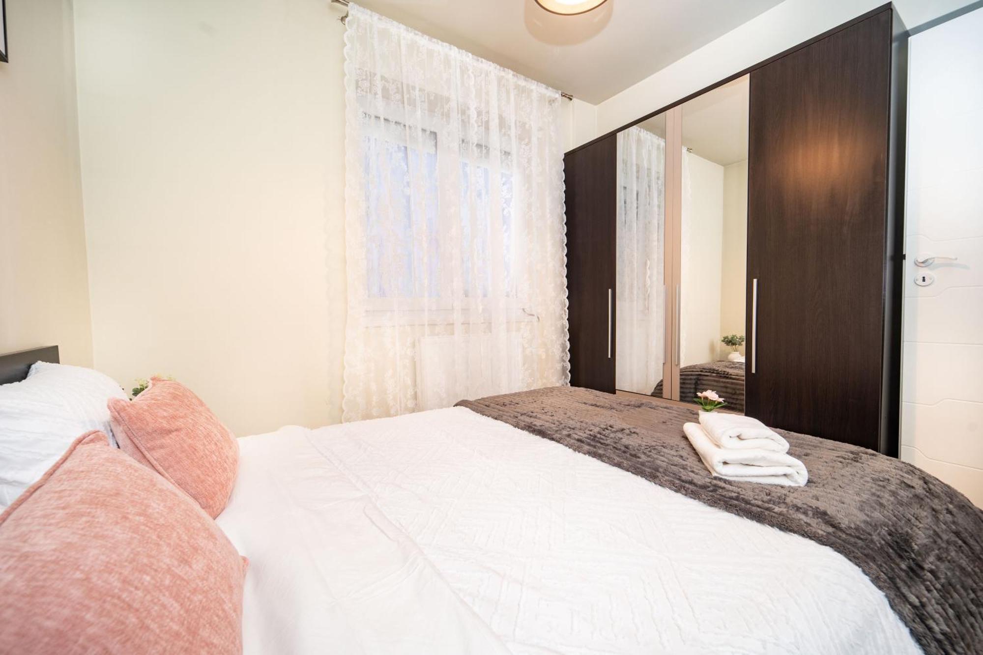 Central Elegant - Anastasia Apartment - By Openhouse Timisoara Exterior photo